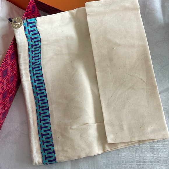 TORY BURCH Black Reva / Minnie Travel Ballet Flats, Size 6.5. Like New - Picture 8 of 8